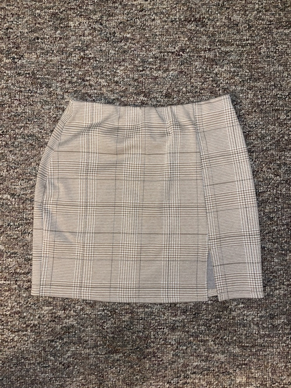 Windsor Plaid Pencil Skirt in Cream and Black